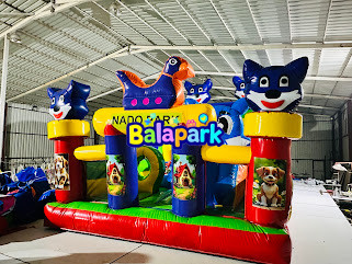 Mavi Kedi Şişme Oyun Parkı