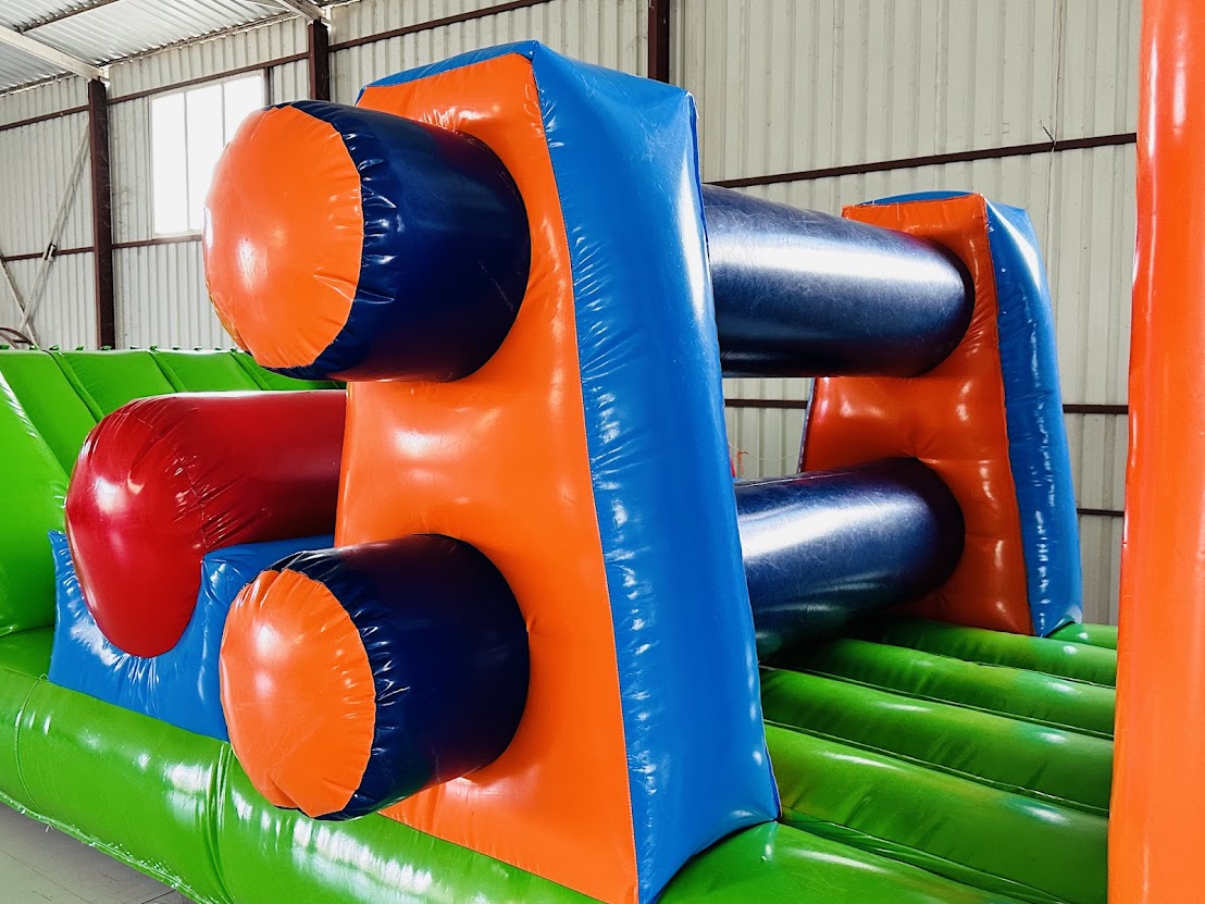 Inflatable Petlatton Pool Obstacle Game 12x3