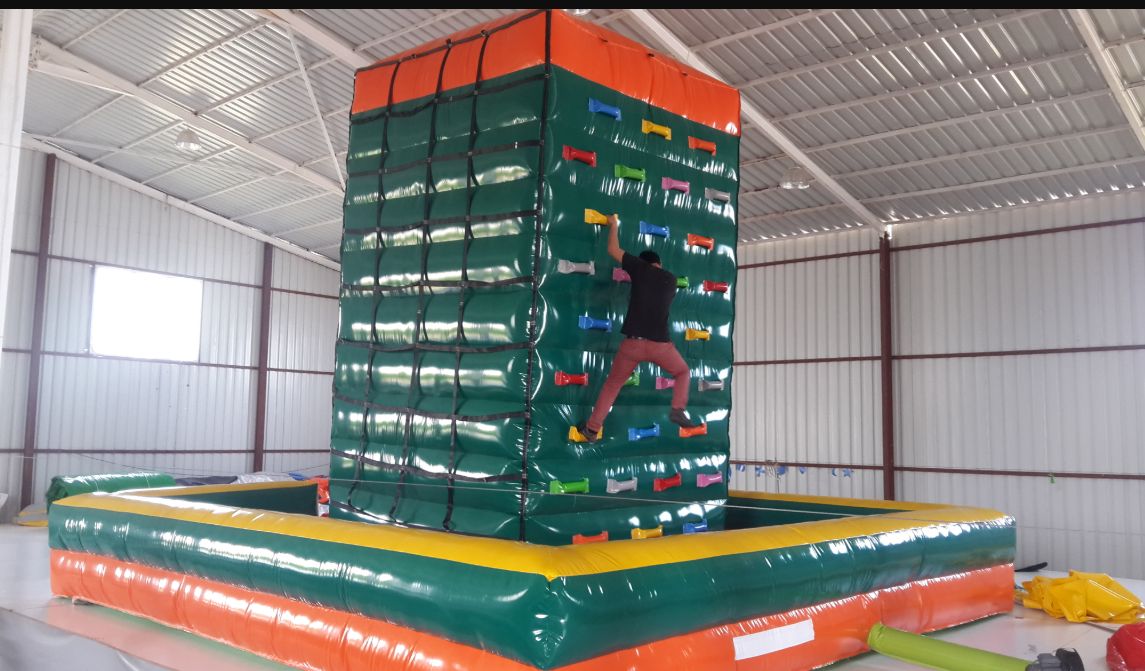 Inflatable Square Climbing Wall 6x6