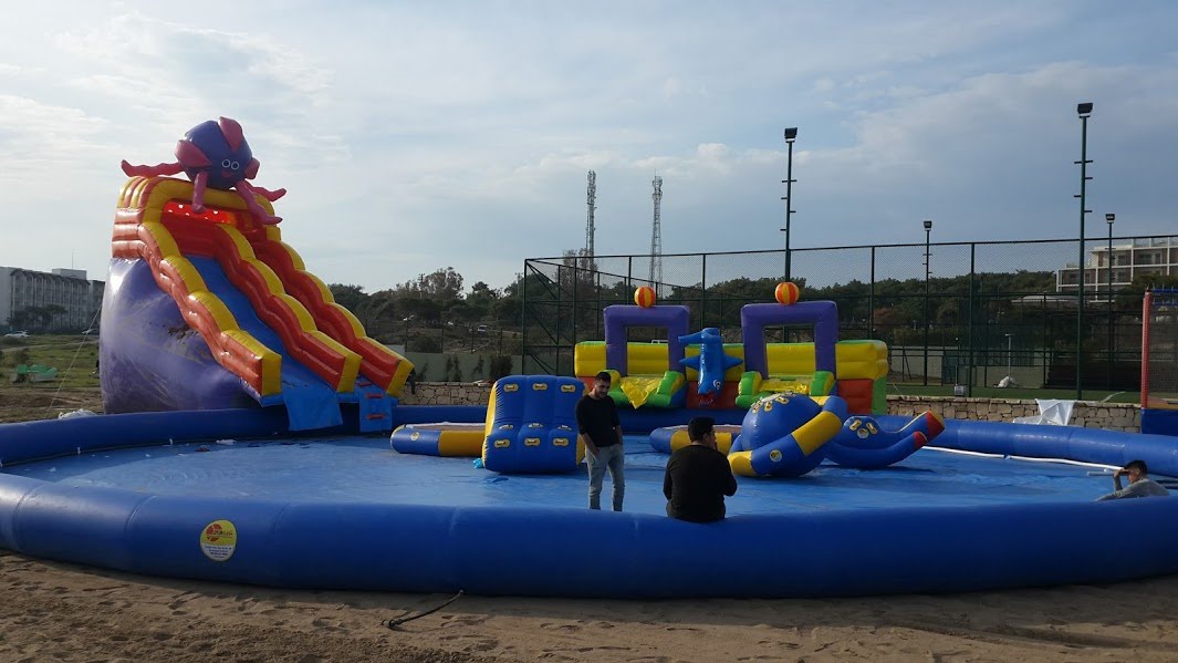 Inflatable Pool Obstacle Course