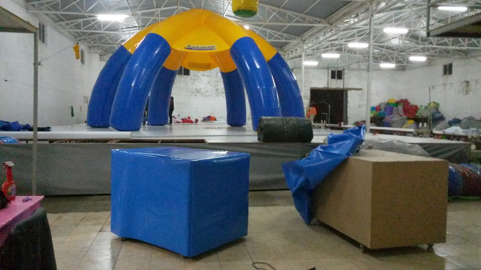 8x8x4 Reklam Çadırları | Şişme Reklam Çadırları | Şişme Park Ürünleri | Balapark