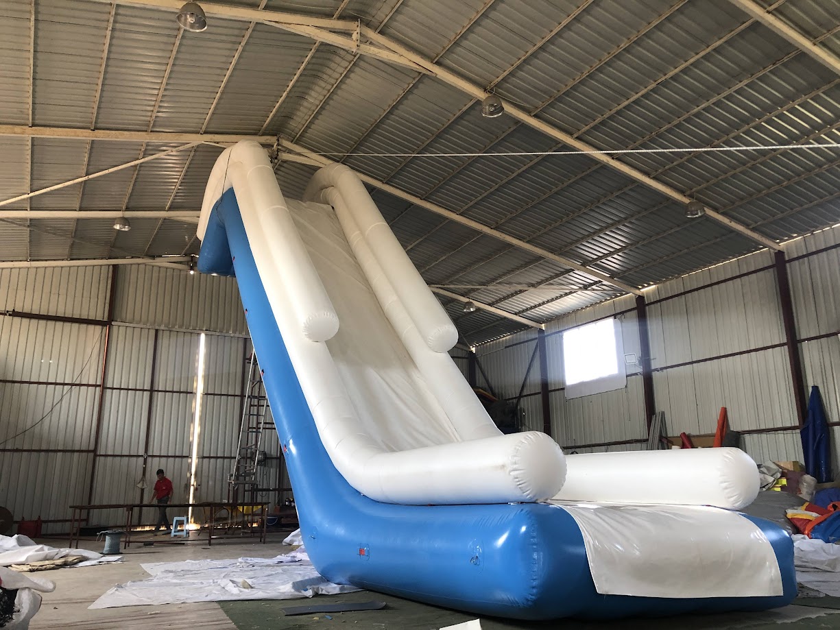 Şişme Tekne Kaydırağı İmalatı