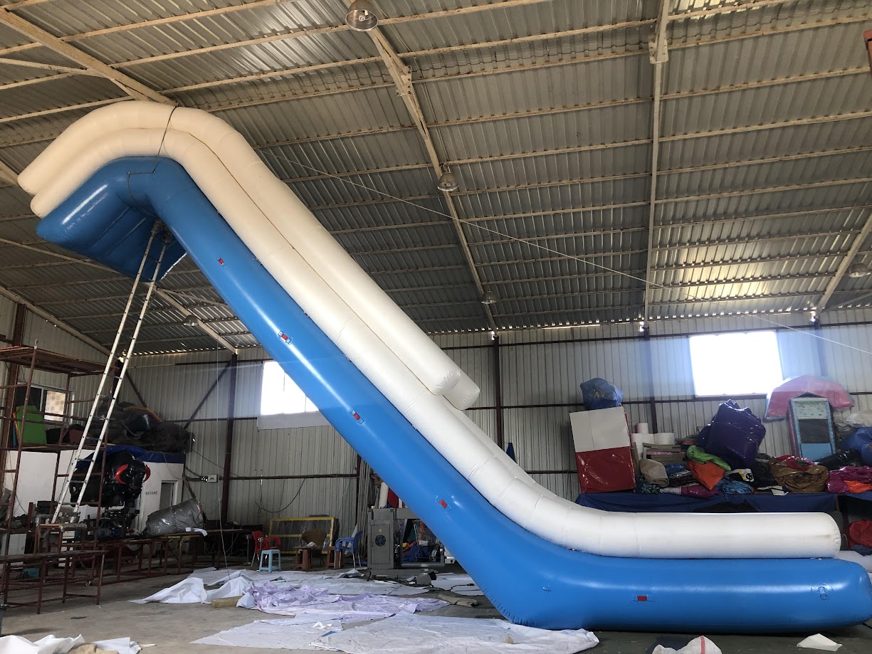 Şişme Tekne Kaydırağı İmalatı