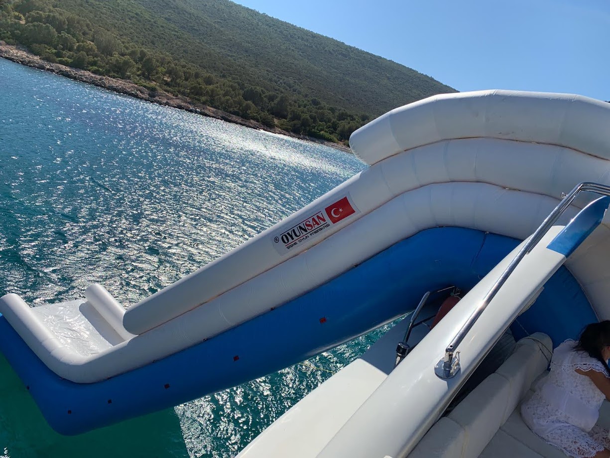 Şişme Tekne Kaydırağı İmalatı | Şişme Su Oyun Parkı | Şişme Park Ürünleri | Balapark