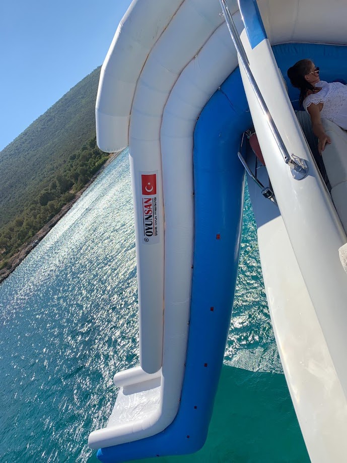 Şişme Tekne Kaydırağı İmalatı